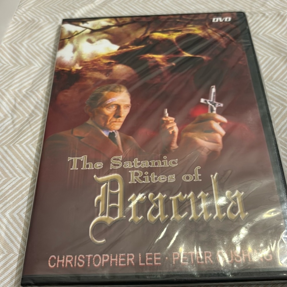 🟢10/$10 - The Santanic Rites of Dracula